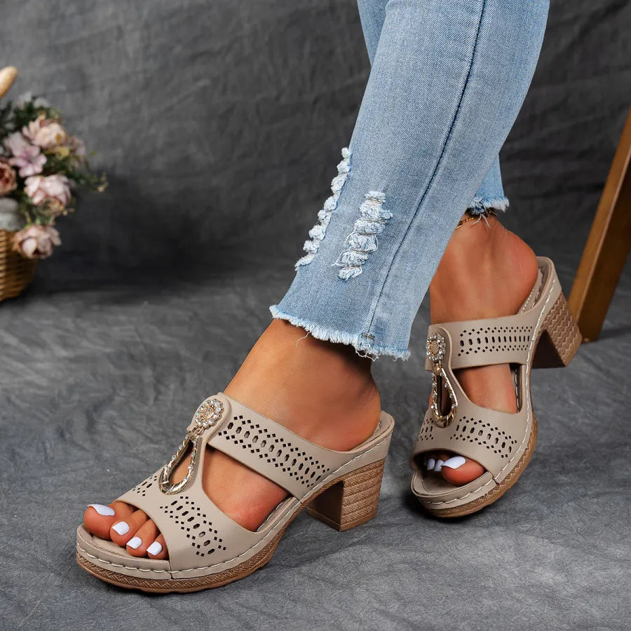 Bella — Sandali Mule Con Gioiello Da Donna, immagine 2