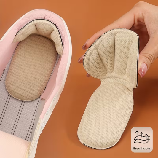 Cuscinetto salvatacco beige applicato all’interno di una sneaker
