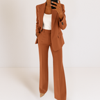 Completo Elegante Da Donna Con Blazer E Pantaloni A Gamba Larga, immagine 8