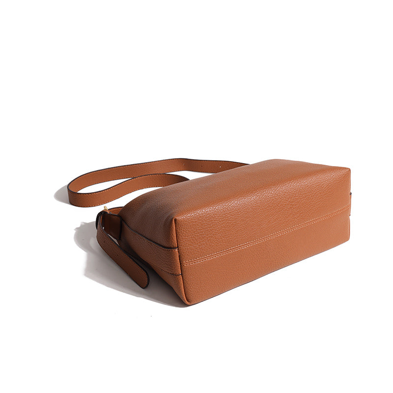 Borsa A Tracolla Marrone Ampia Donna — Ambra, immagine 3