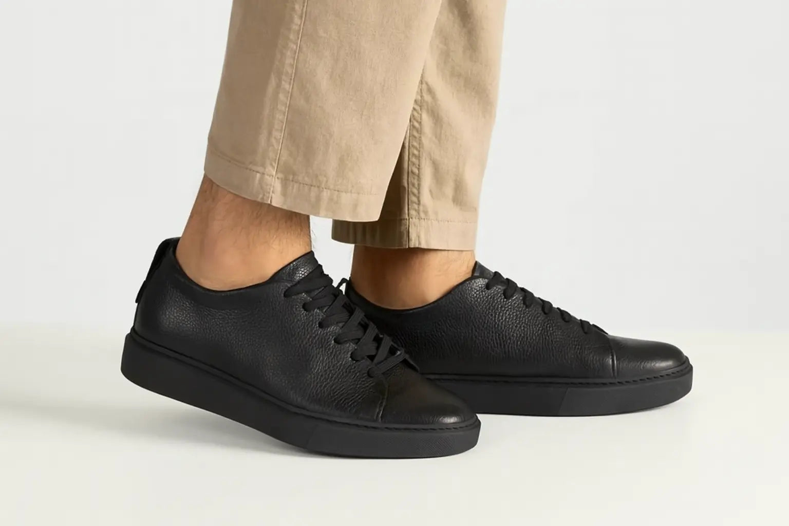 Ostuni — Sneakers Nere Da Uomo, immagine 5