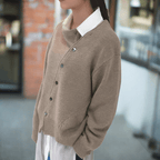 Cardigan Donna | Bottoni Diagonali & Vestibilità Morbida