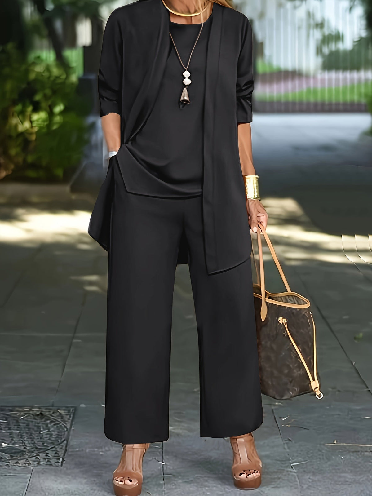 Completo Due Pezzi Da Donna Con Top Ampio E Pantaloni Coordinati, immagine 2