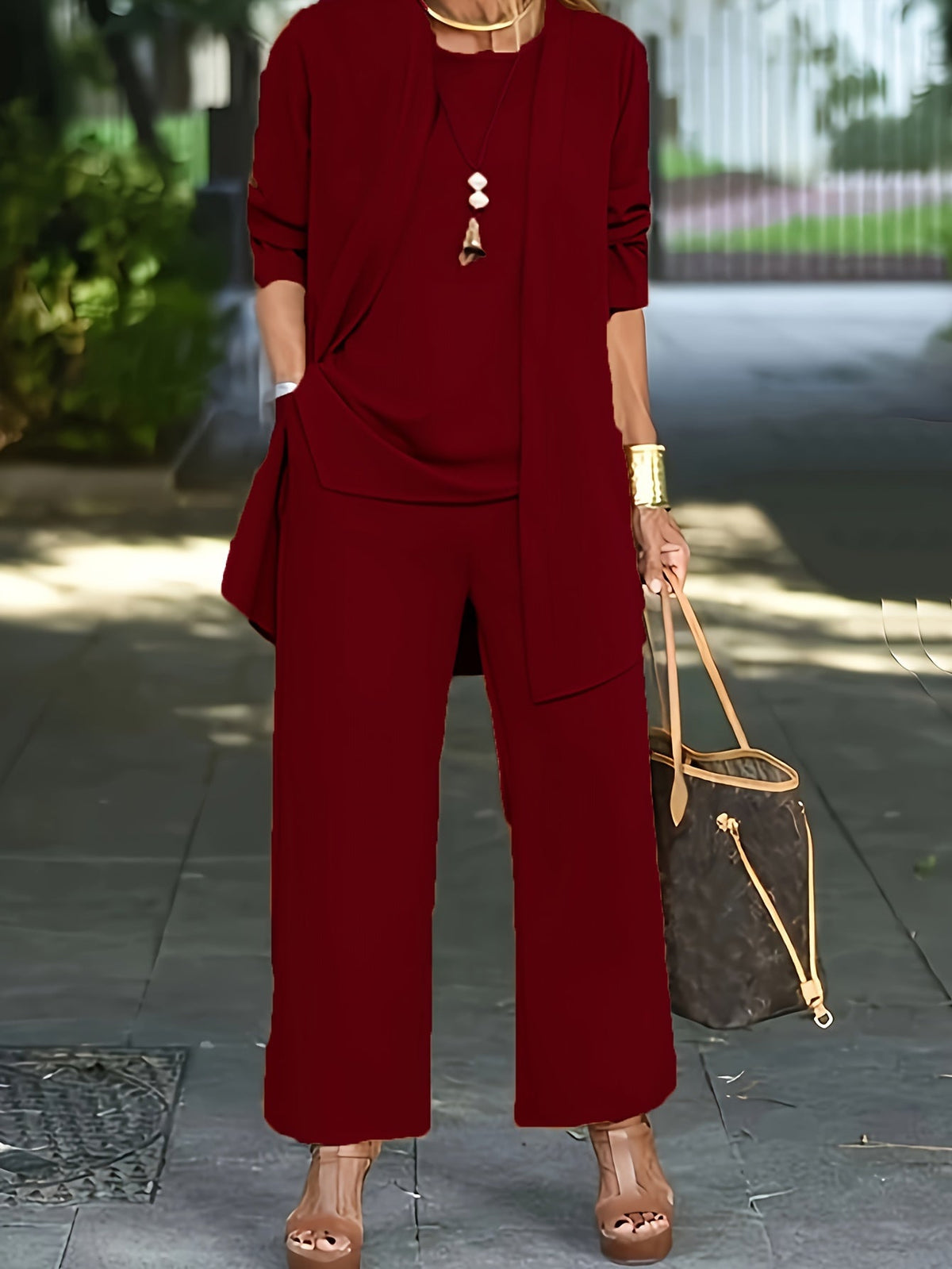 Completo Due Pezzi Da Donna Con Top Ampio E Pantaloni Coordinati, immagine 3