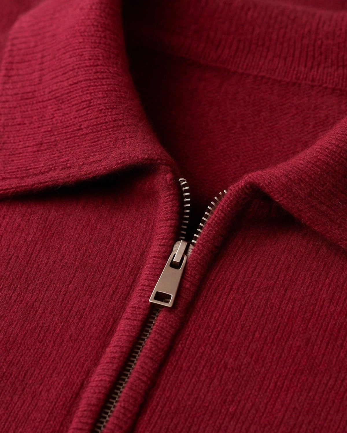 Maglione Uomo | Colletto Elegante & Zip Pratica