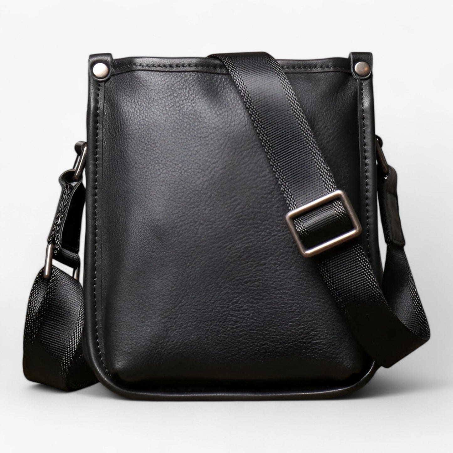 Borsa A Tracolla Nera Verticale Uomo — Lecco, immagine 1