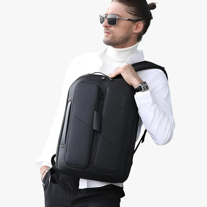 Zaino Nero Porta Laptop Con USB Uomo — Milano, immagine 3