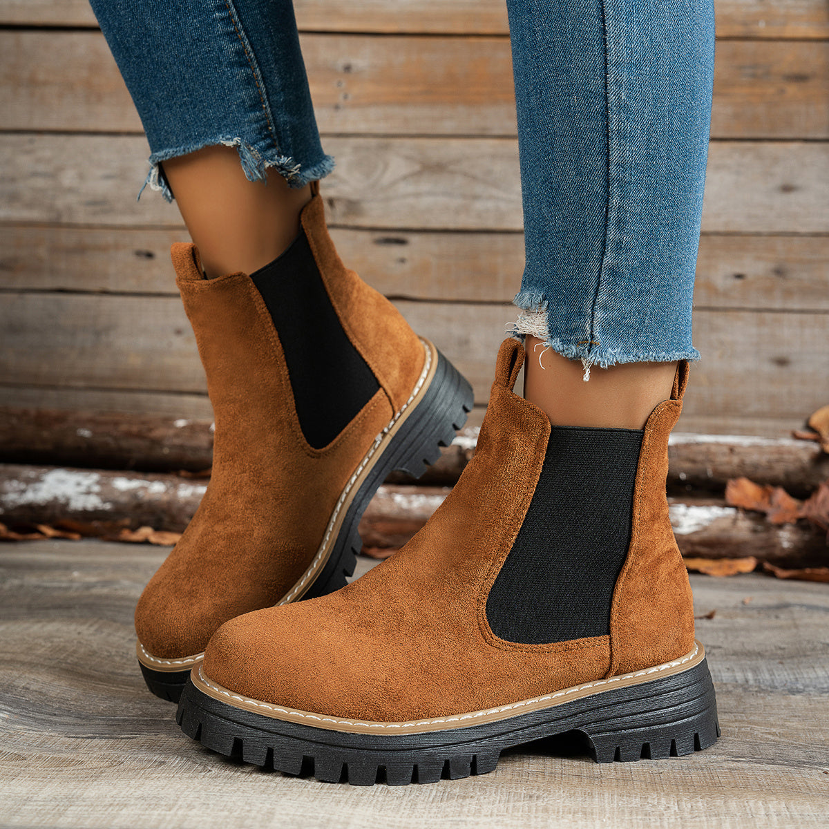 Stivaletti Chelsea Platform Da Donna Con Suola Dentellata Ed Elastici, immagine 14