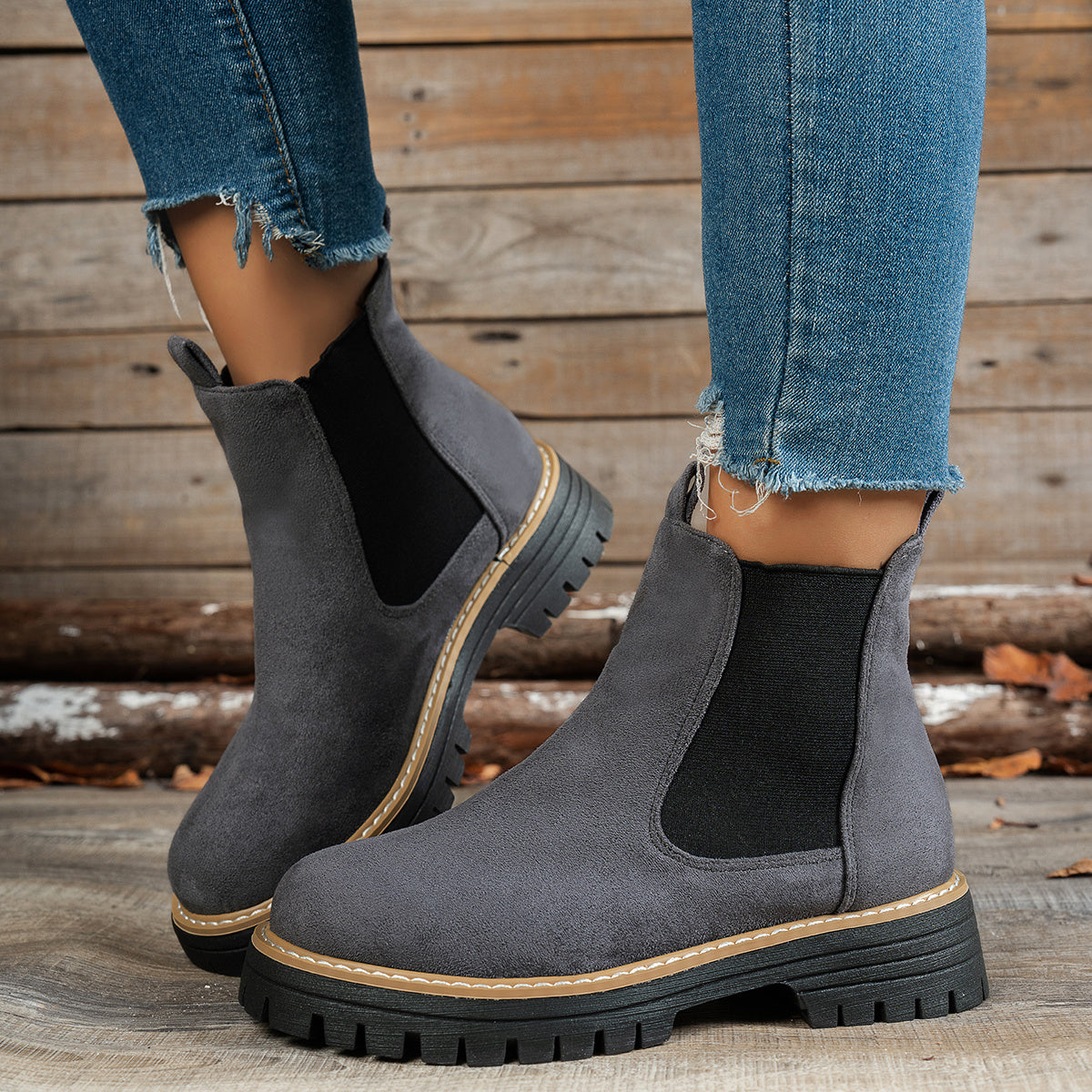 Stivaletti Chelsea Platform Da Donna Con Suola Dentellata Ed Elastici, immagine 3